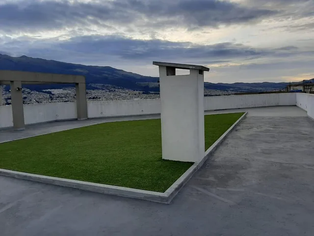 Re/max Futuro Vende Moderno Departamento de 100 m² Sector de Monteserrin — imagen 4