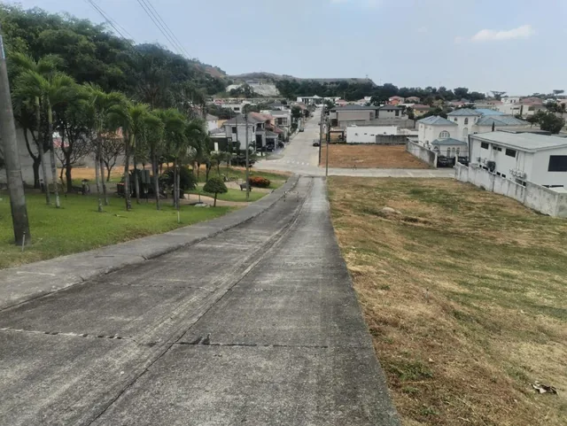 Venta de Terreno 600 m², en Condado Vicolinci, Via Aurora, Guayas — imagen 5