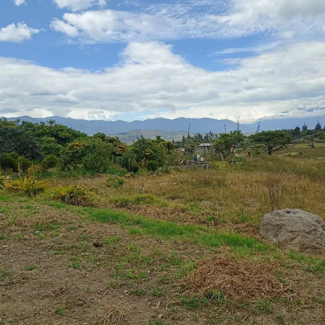 Terreno en Venta en Chaltura, Imbabura — imagen 2