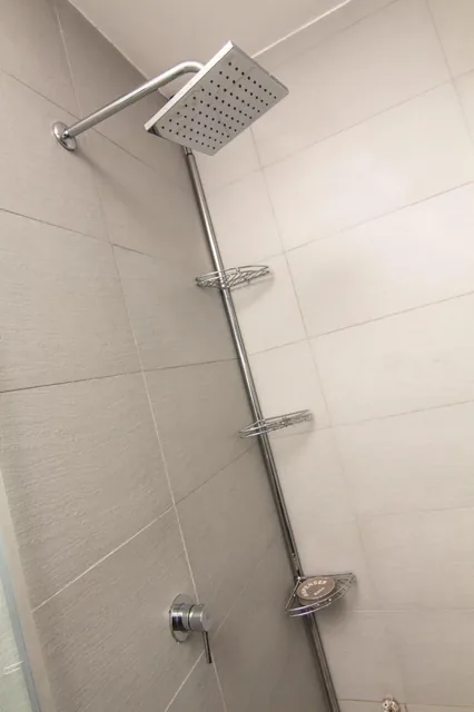 Venta Departamento - 4 Dorm. - 3 Garajes - Airbnb - Lomas de Urdesa (W. L), Guayas — imagen 2