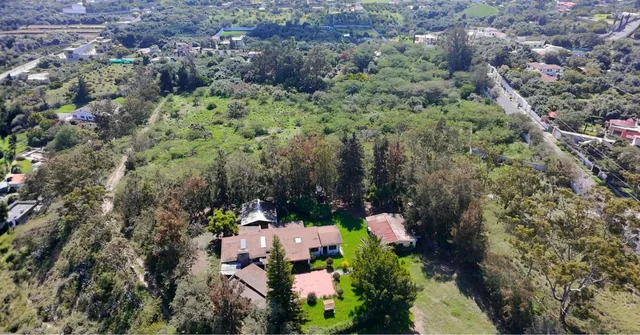 Se Vende Terreno de 55.770 m² Frente Al Zoológico de Guayllabamba — imagen 2