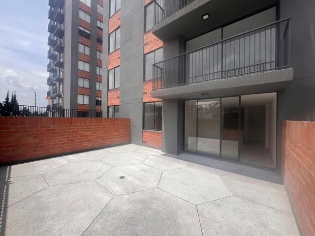 Departamento de 3 Dorm. con Patio en Amagasi del Inca — imagen 3