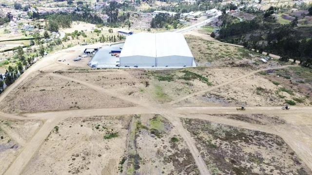 Vendo Terrenos Industriales en Cuenca, Azuay — imagen 5