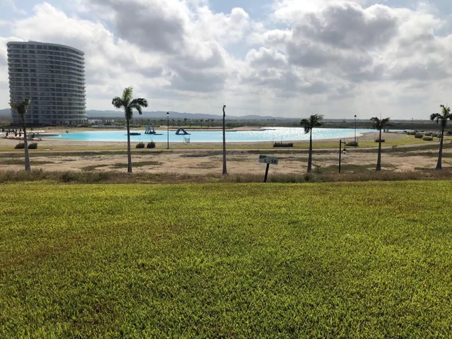 Terreno en Venta Frente a La Laguna Cristalina, Karibao, Km. 7.5 Playas, Guayas — imagen 5