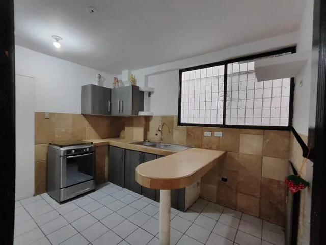 Venta Casa Rentera Urdenor 1 Norte de Guayaquil Y. Vasquez, Guayas — imagen 4