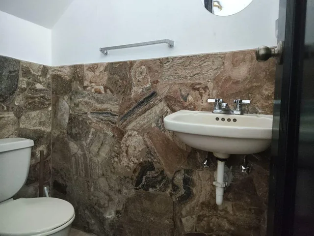 Venta Casa Rentera Urdenor 1 Norte de Guayaquil Y. Vasquez, Guayas — imagen 2
