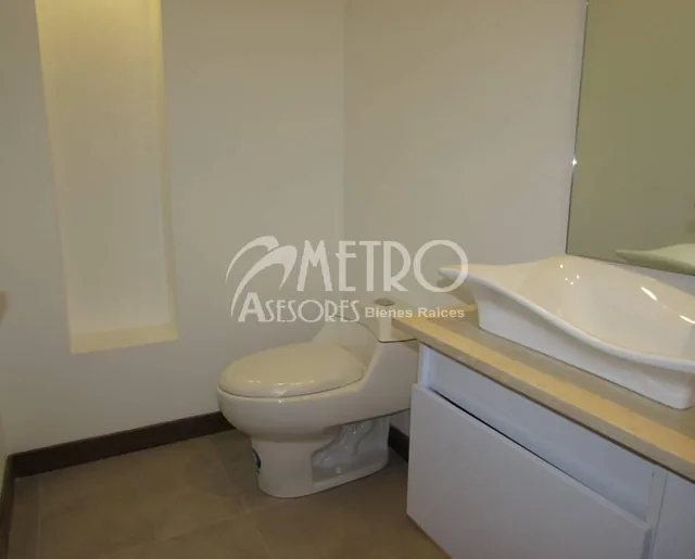 Casa en Venta 159 m² por Estrenar en Santa Lucía Norte de Quito — imagen 5