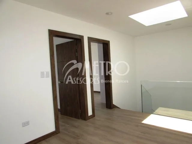 Casa en Venta 159 m² por Estrenar en Santa Lucía Norte de Quito — imagen 3