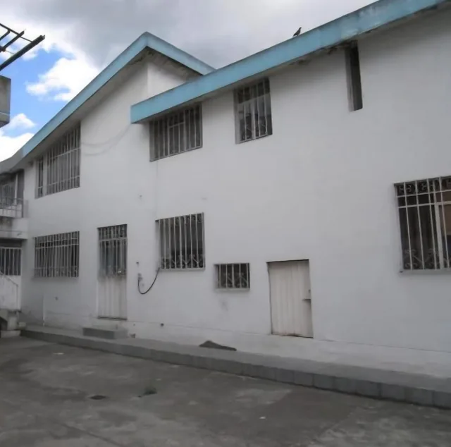 En Venta Casa con Terreno 500 m² Esquinero - Cotocollao — imagen 5