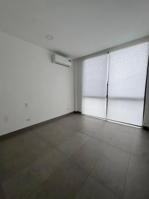 7295. Urb. Ciudad Celeste - Samborondon Km9, Vendo Casa 3 Dorm. $255.000. Guayas — imagen 2