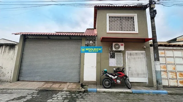Vendo Casa Rentera Mucho Lote, Calle Principal, 2 Depart + 2 Locales, 400 m², Guayas — imagen 4