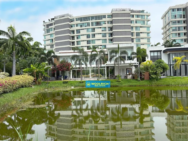 Vendo Casa en Blue Bay, Mocoli, Vista Al Lago, 4 Dorm, 2 Estudios, Piscina/805 m², Guayas — imagen 4