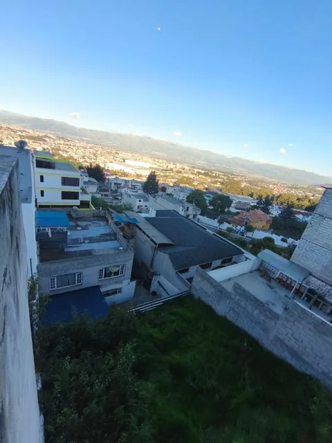 Vendo Terreno en Urbanización Privada Av Galo Plaza Entre Intercambiador de Carcelen y El Portal — imagen 3