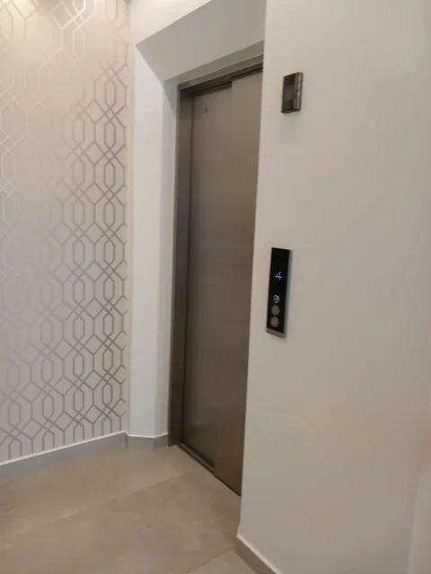 Vendo 2 Departamentos a Estrenar 2 y 3 Piso con Ascensor Directo en La Urb. El Condado, 1 Etapa — imagen 4