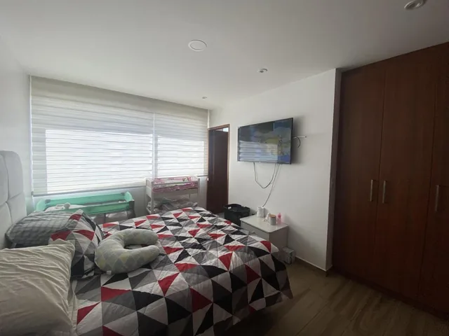 Casa de Venta Ubicada Dentro de La Urbanización La Primavera. Independiente, Sin Adosar — imagen 5