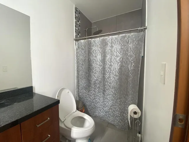 Casa de Venta Ubicada Dentro de La Urbanización La Primavera. Independiente, Sin Adosar — imagen 3