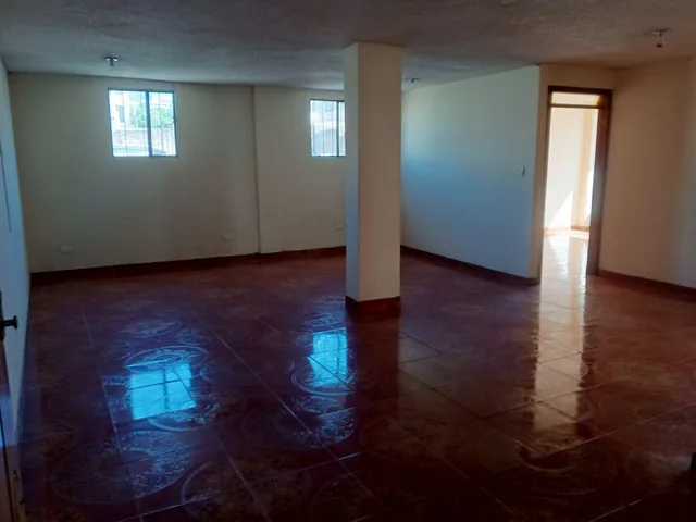 Casa Rentera en Venta 748 m Victoria Central Guamani — imagen 5
