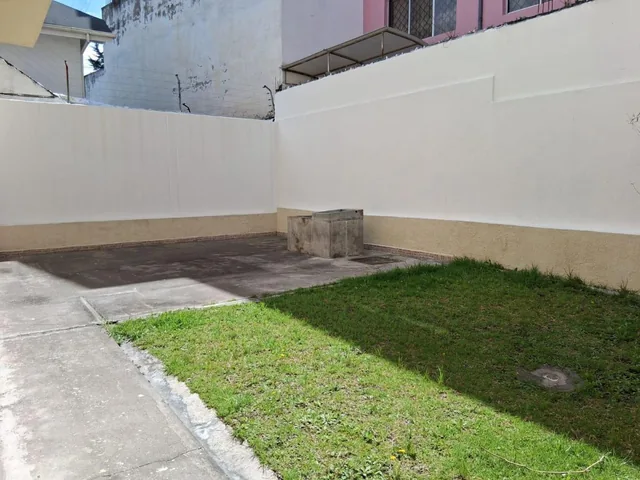 Vendo Casa Monteserrin 480 m² /10 Dorm./ con 375 m² Terreno — imagen 5