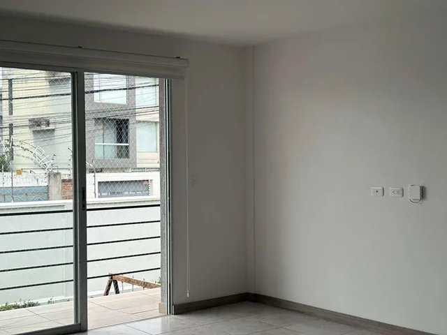 Venta Departamentos de 2 Dorm. en Tumbaco Conjunto Santa Alegría — imagen 2