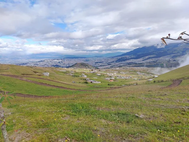 Terrenos en Venta, Tenerias Norte de Quito — imagen 2