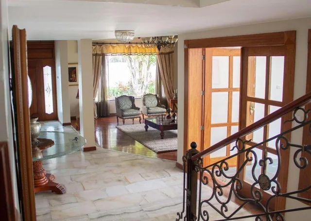 Lujosa Casa en Venta San Rafael Amoblada — imagen 5