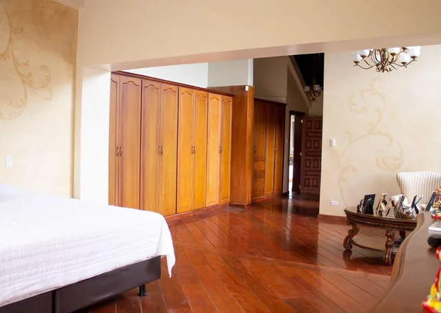 Lujosa Casa en Venta San Rafael Amoblada — imagen 2