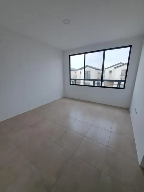 Casa en Venta en Los Prados – 3 Dorm. + Opción 4to – Vía a Salitre (Wl), Guayas — imagen 3