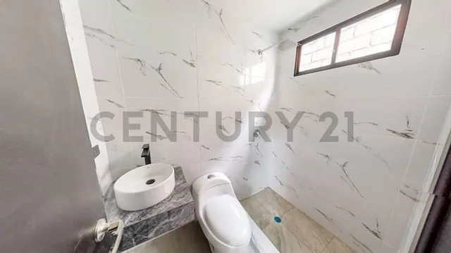 Venta de Casa en Via Samborondon, Urbanizacion San Antonio, Guayas — imagen 2