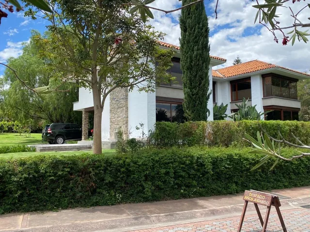 Casa Venta 5 Dorm, Cumbaya. Urb de Lujo. Precio de Oportunidad — imagen 5