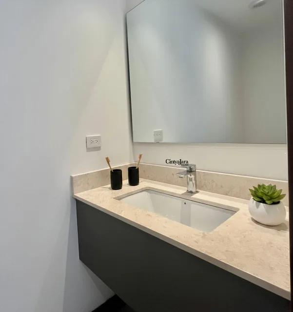 Depar de Venta, en Urbanizacion Cerca a La Usfq, Jardín Privado, Piscina — imagen 3