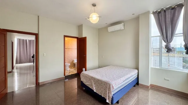Se Vende Casa Familiar Sector Urseza II en Machala, El Oro — imagen 5