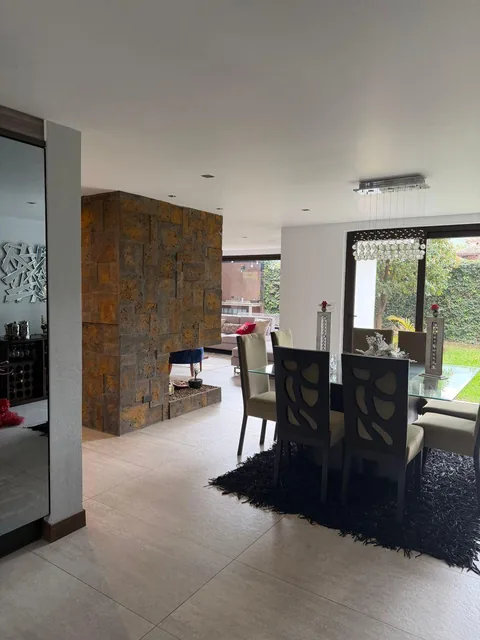 Venta Casa Amplia con Vista en Lumbisi — imagen 4