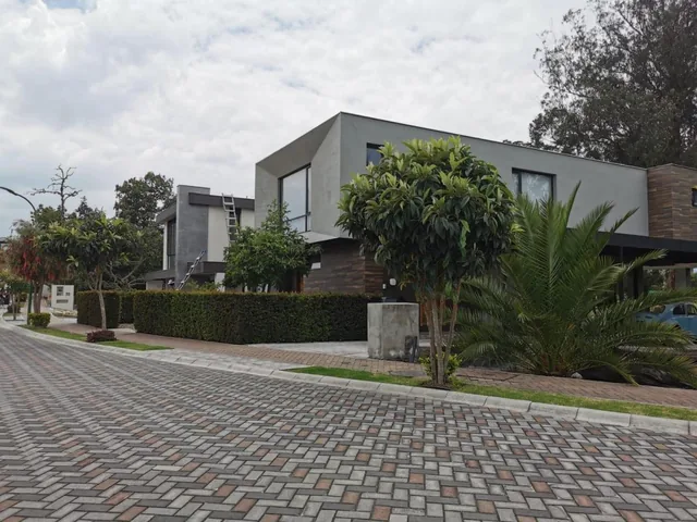 Terreno en Venta Puembo 930 m² Cerca Al Parque Central — imagen 2