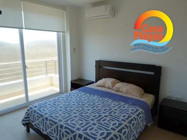 Departamento Frente Al Mar de Venta en Playas, Sector Ocean Club, Punta Mar, Guayas — imagen 2