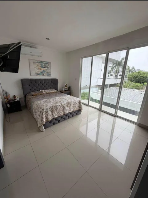 Venta de Casa 4 Habitaciones en Isla Mocoli Etapa Monaco / Samborondon, Guayas — imagen 5