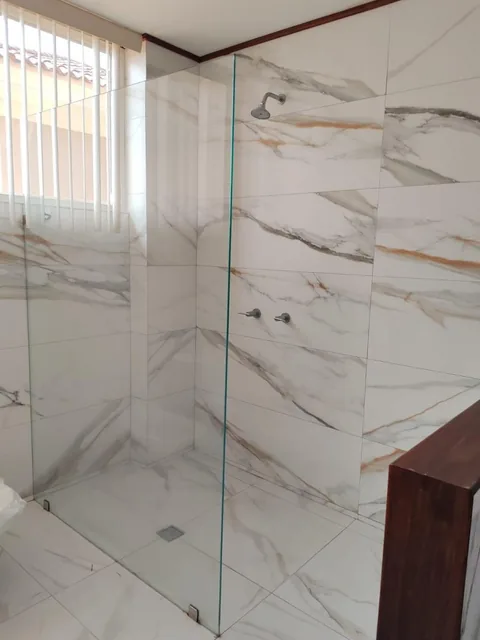 Se Alquila Casa Al Pie del Río en Exclusiva Urbanización - Samborondón (W. P), Guayas — imagen 2