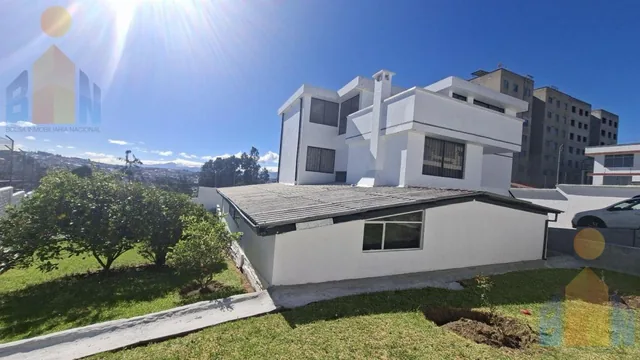 Vendo Casa Comercial 700 m² Terreno Bodega Minidepartamento - San Fernando 1/2 Cuadra Occidental — imagen 4