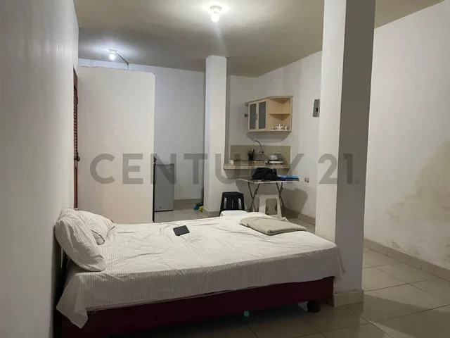 Venta de Casa Rentera en Colinas de Alborada, Norte de Guayaquil, Guayas — imagen 4