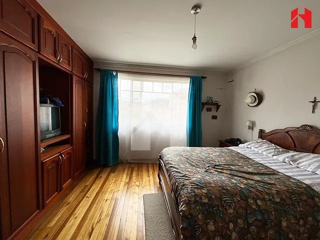 Vendo Amplia Casa en Cuenca Sector Entrada a Baños (Cv3931), Azuay — imagen 4