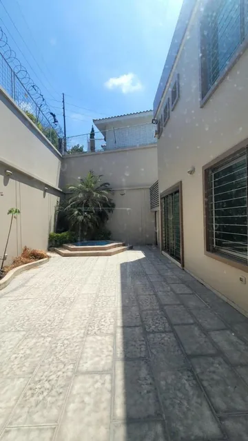 Casa con 4 Habitaciones en Venta, 334 m² Terreno, Los Ceibos - Mae. Recalde, Guayas — imagen 3