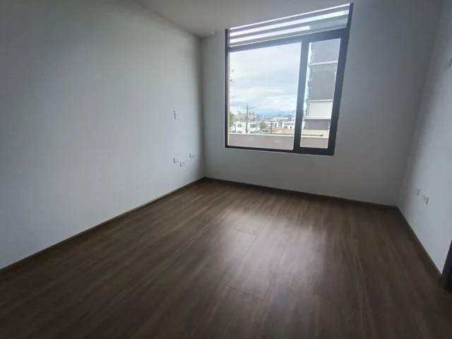 Vendo Departamento de Dos Dorm. con Patio Privado en Granda Centeno — imagen 4