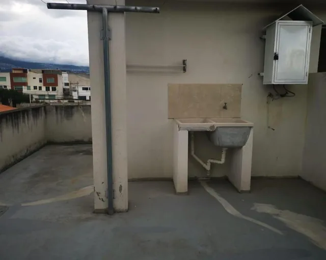Vende Departamento Nuevo de 2 Dorm. en Carcelen — imagen 3