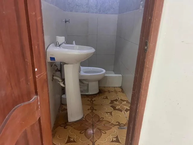 Casa de Venta en El Centro de La Ciudad con Uso de Suelo, Guayas — imagen 2