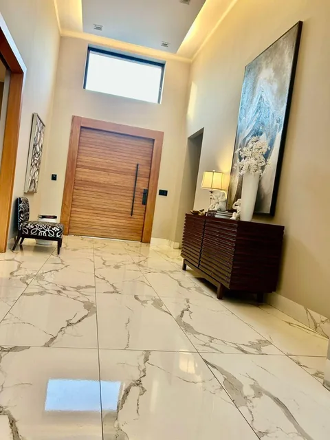 Vendo Moderna Casa en Samborondon, Isla Mocoli, 1 Planta, Piscina, Guayas — imagen 5