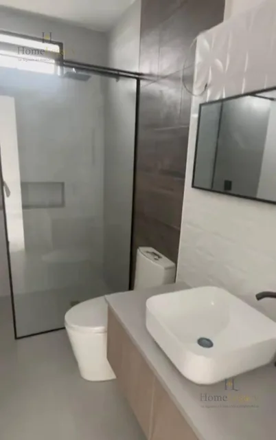 Venta de Casa en Punta Centinela, Acabados Modernos Ad — imagen 5