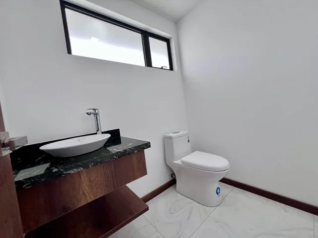 En Venta 17 Casas Exclusivas con Terreno Independiente - Tumbaco — imagen 3