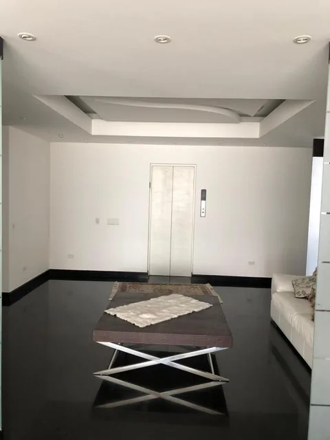 ️ Exclusivo Departamento de Lujo en Sector Quito Tenis ️ — imagen 3