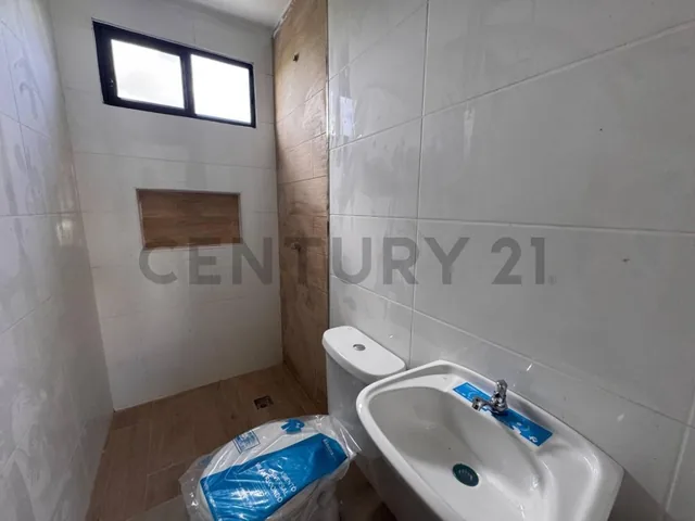 Venta de Casa La Vía Salitre, Urb. Logare, Guayas — imagen 2