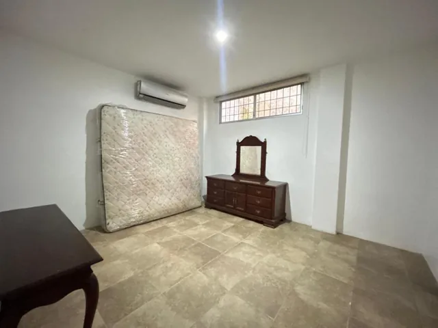Se Vende Departamento en Las Lomas de Urdesa Hermosa Vista a La Ciudad, Guayas — imagen 5