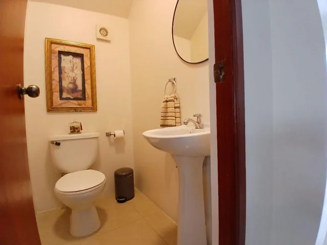 Venta Casa Metropolis II L. Bermeo, Guayas — imagen 2